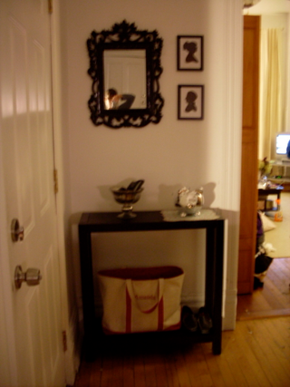 Illustration for article titled Your first apartment